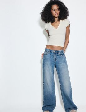 D91 Wide-Leg-Jeans mit tiefem Bund MITTELBLAUER DENIM-WASHED-LOOK 32