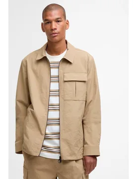 Sobrecamisa de hombre lisa con cremallera y bolsillos laterales - Barbour - FashionsVida