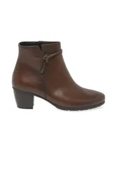 Ela' Ankle Boots - Brown - Size: 6
