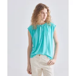 Blusa sin mangas con apertura central