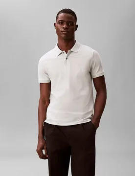 Polo Hombre de piqué ajustado - Calvin Klein - FashionsVida