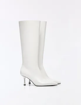 Bottes Talon Kitten Heel 41 Blanc - Bershka - FashionsVida