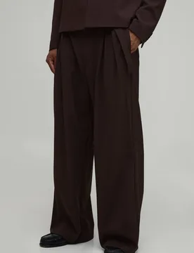 Tailored Double Pleat Belted Wide Fit Suit Trousers Chocolate Size 30 Chocolate 30 - boohooMAN - FashionsVida