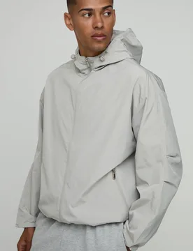Herren Übergroße Kastige Kapuzen-Cagoule Mit Knebelknöpfen Grey Größe Medium - boohooMAN - FashionsVida