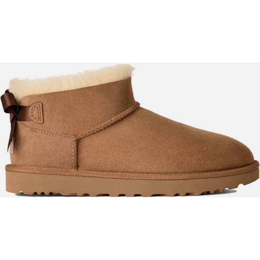 Botín plano forrada pelo classic ultra mini bailey bow de mujer - Ugg - FashionsVida