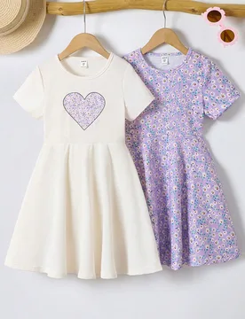 Piezas/Set Vestido casual de manga corta con estampado de corazones arcoíris coloridos para niña joven, vestidos casuales de verano para niñas - Shein - FashionsVida