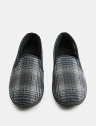 Fleece Lined Slippers with Freshfeet™ Black Mix male