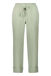 Hose Zigarette Feminine female