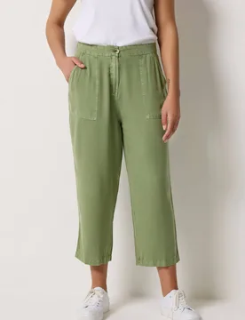 Women's Cropped Carpenter Trousers in Green Size: 10L - Green - Size: 10L - M&Co - FashionsVida