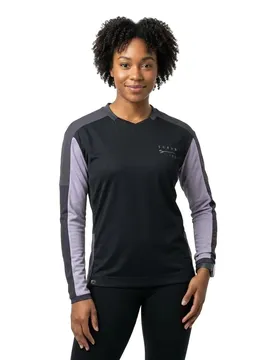 Maglia A Maniche Lunghe Scrub Amp Bat Black