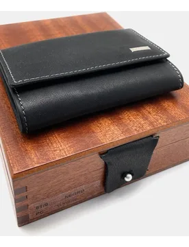 Llavero de piel en con ocho llaves - Pielnoble - FashionsVida