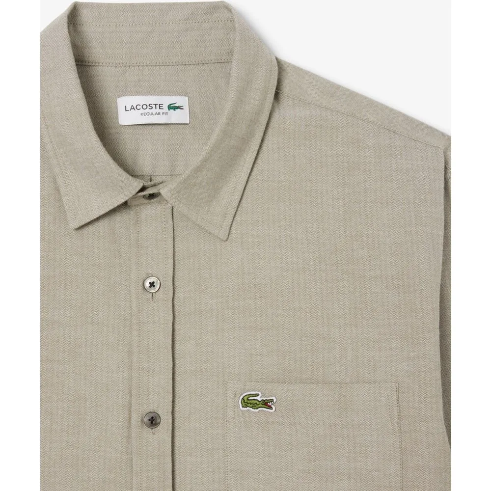 Camisa de hombre de corte regular de algodón de manga larga - Lacoste - FashionsVida