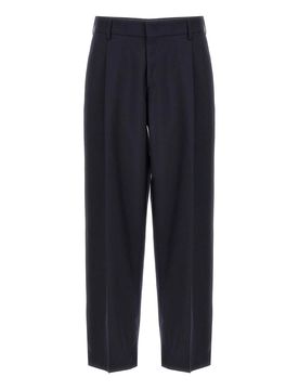 Pantaloni con piega sul davanti
