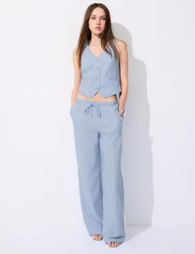 Basic Rustikale Weste Blau S - Stradivarius - FashionsVida