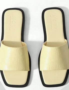 SANDALIAS TIPO SLIDE PARA MUJER DE PUNTA CUADRADA PLANAS VERSÁTILES CON PATRÓN DE PIEDRA AMARILLA VINTAGE SEXY, ÉXITO DE EN VERANO - Shein - FashionsVida