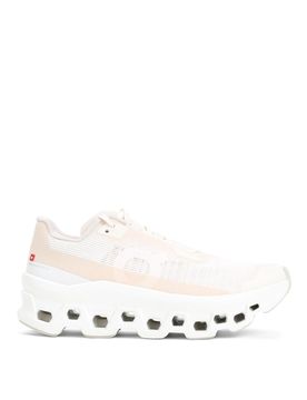 Sneaker void di Cloudmster