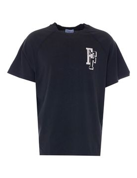 Family First T-shirt nera slavata