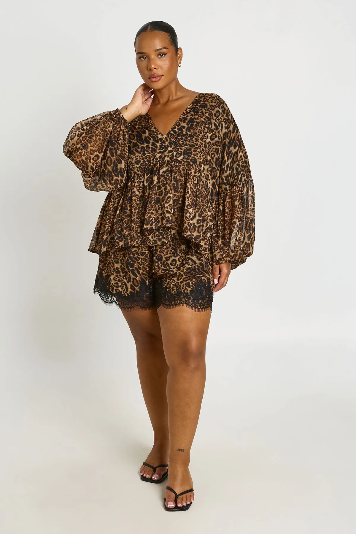 Womens Plus Leopard Chiffon Ruffle Plunge Blouse - Brown - Size 20 Uk - Boohoo - FashionsVida