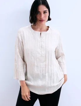 Blusa de mujer manga larga y pechera con textura - Couchel - FashionsVida