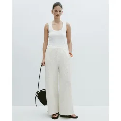 Sfera - Pantalón tejido arrugado