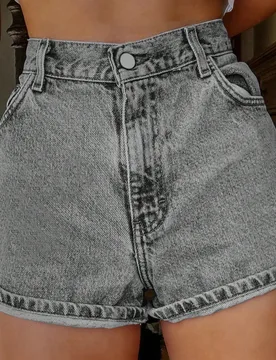 Shorts vaqueros grises vintage para adolescentes, diseño de talle alto y dobladillo, versátil y - Shein - FashionsVida
