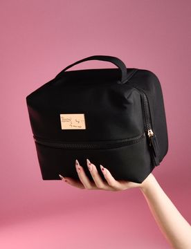 Beauty case con due scomparti con zip - nero