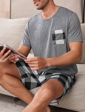 Conjunto de pijama de 2 piezas con estampado de cuadros: camisa de manga corta y pantalón corto para hombre - Shein - FashionsVida