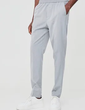 Herren Elastischer Bund Slim Geschnittene Jogginghose Grey Größe 28 - boohooMAN - FashionsVida