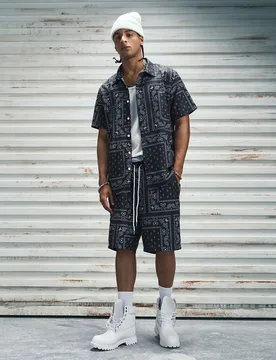 Conjunto de camisa para hombre, estampado de ropa de calle, cintura elástica con cordón, ajuste relajado, primavera verano, unisex - Shein - FashionsVida