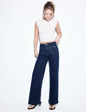 D77 Minimalistische Jeans mit Taschen ENTBASTETER DENIM-WASHED-LOOK 38 - Stradivarius - FashionsVida