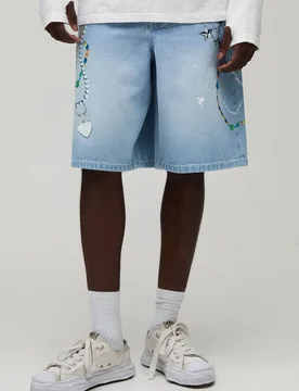 Men's Baggy Paint Splatter Chain Print Washed Denim Shorts Light Blue Size 36 Light Blue 36 - boohooMAN - FashionsVida