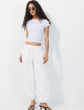 Basic Slim-Fit T-Shirt Grau Melange XL - Stradivarius - FashionsVida