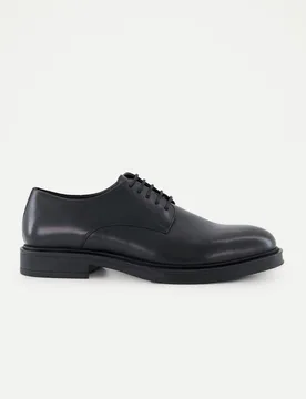 Zapato de hombre con cordones de piel lisa - Dustin - FashionsVida