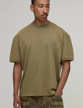 Herren Essentielles Gewaschenes Übergroßes T-Shirt Washed Khaki Größe Medium - boohooMAN - FashionsVida