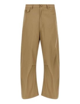 Pantaloni a gamba curva