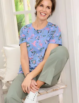 Women's Short Sleeve Printed T-Shirt in Pale Blue Size: 14 - Pale Blue - Size: 14 - Cotton Traders - FashionsVida