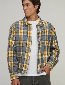 Herren Essentielles Übergroßes Kastenförmiges Flanell-Langarmhemd Yellow Größe Small - boohooMAN - FashionsVida