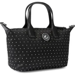 Bolso de hombro con tachuelas y asa bandolera adicional