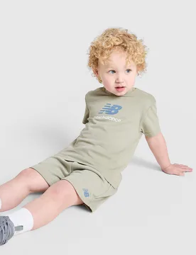 Completo Maglia/Pantaloncino Fly Neonato - Verde, verde verde Bambino taglia 24M - New Balance - FashionsVida