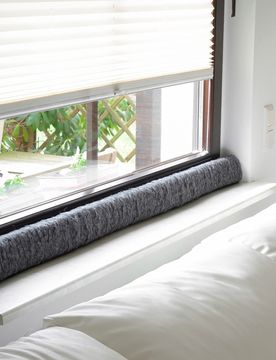 Fenster-Zugluftstopper grau 2