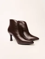 Split Front Ankle Boots - UK 7 (EU 40) / CHOCOLATE - female
