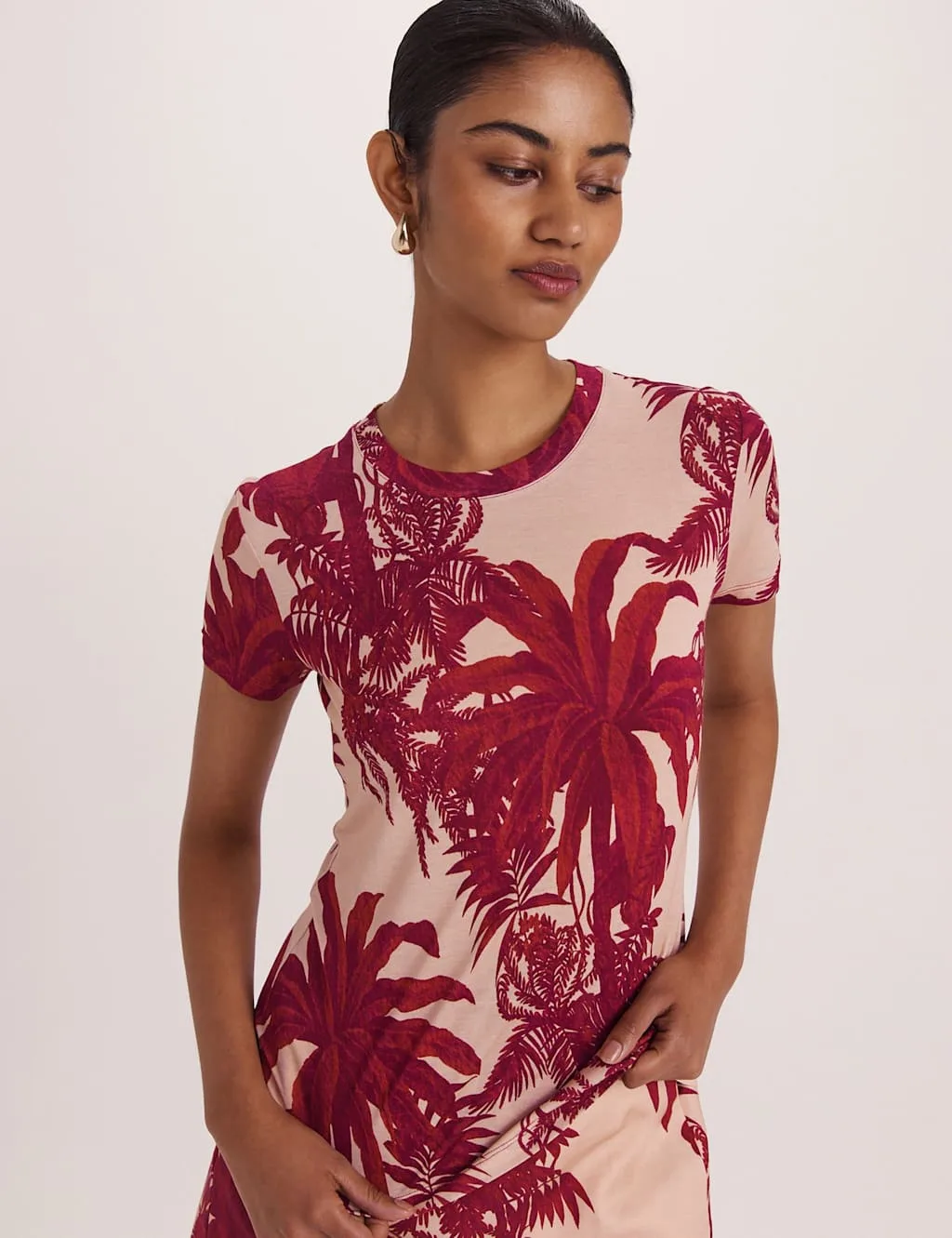 Modal Printed T-Shirt Multi female - Saba - FashionsVida