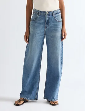 Vaqueros de mujer de tiro bajo ultra barrel - Wrangler - FashionsVida