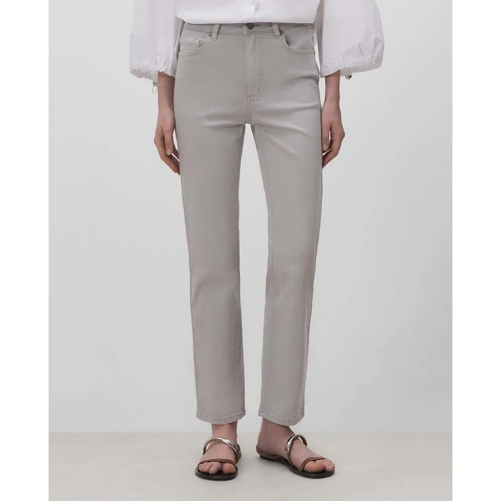 Pantalones rectos de mujer de corte slim - Simorra - FashionsVida