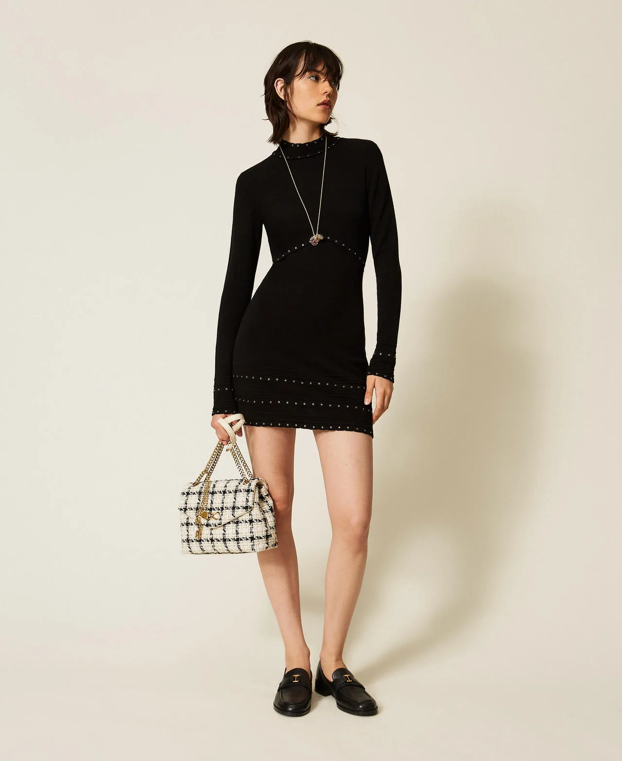 Robe courte en maille avec clous - TWINSET - FashionsVida