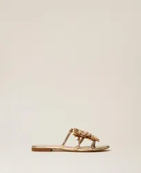 Sandales plates en cuir avec fleur
