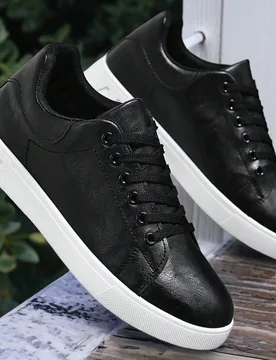 Zapatos de skate con cordones a rayas para hombre - Parte superior de cuero PU duradero, forro de tela transpirable, plantilla de tela, suela de PVC a - Shein - FashionsVida