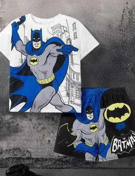 Conjunto de top informal con gráfico de figura de dibujos animados y pantalones cortos sueltos negros para niño pequeño - Shein - FashionsVida