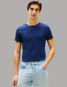 T-shirt slim fit con bandierina ricamata