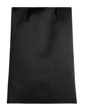 Short pencil skirt with concealed zip